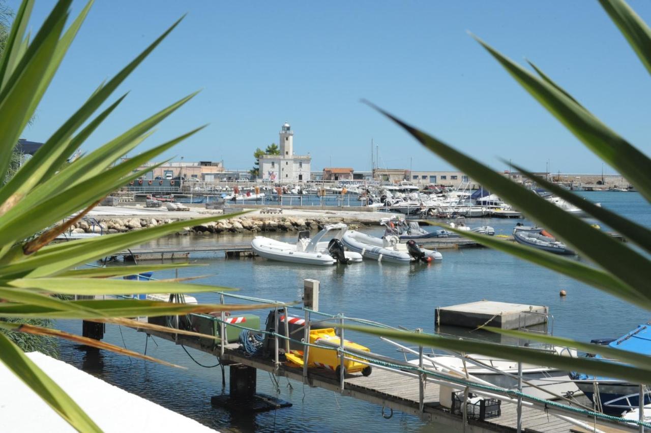 Pietrabianca Santa Maria Apartments 曼弗雷多尼亚 外观 照片